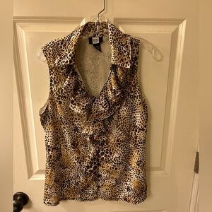 Woman’s Studio 1940 Sleeveless Shirt Size Large